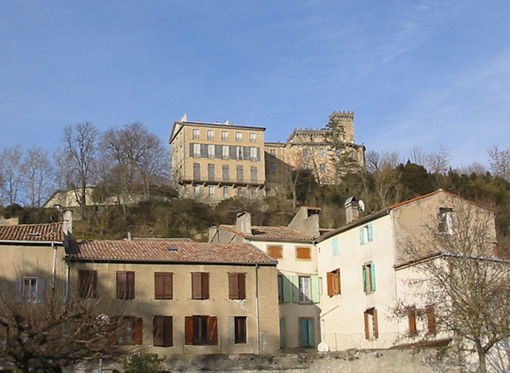 château de Chalabre vue d'en bas